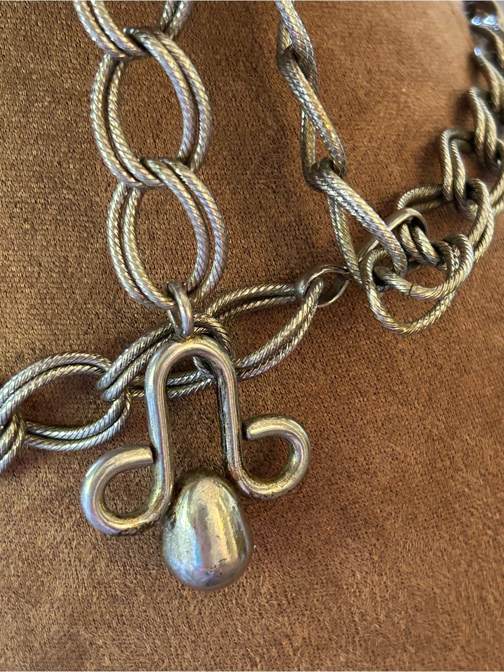 Vintage chunky chain belt